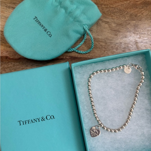 Tiffany & Co. Silver Bracelet with Blue Heart Charm - Picture 2 of 5